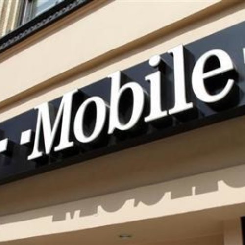 Klienci wracają do T-Mobile. Operator nową ofertą i komunikacją chce zawalczyć o klientów