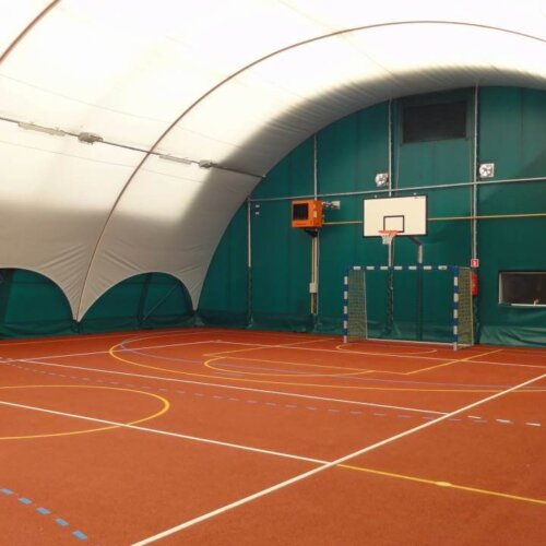 Mobilność i modułowość hal sportowych – elastyczne rozwiązania dla klubów i gmin